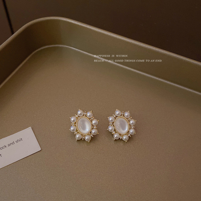 Vintage Oval Pearl Opal Stud Earrings for Women Korean Retro Rhinestone Earrings Wedding Party Fashion Jewelry Wholesale Gift
