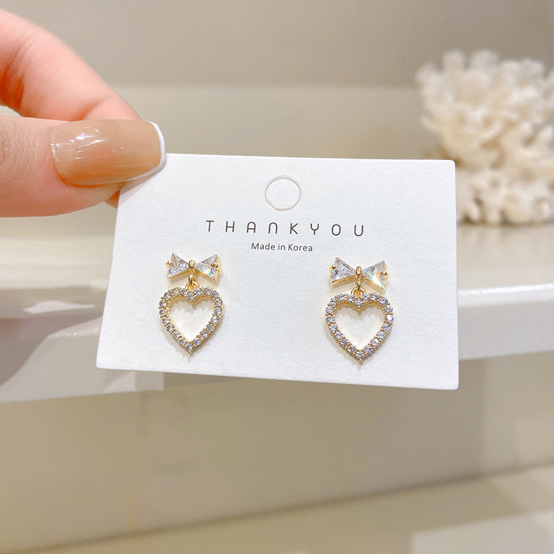 Korean Fashion Hollow Crystal Heart Earrings Rhinestone Dangle Earrings for Women Luxury Jewelry