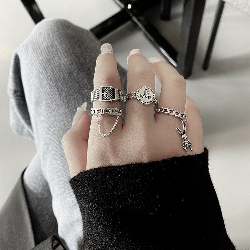 Vintage Gothic Rabbit Chain Tassel Rings for Women Hip Hop Silver Color Finger Ring Fashion Trend Jewelry