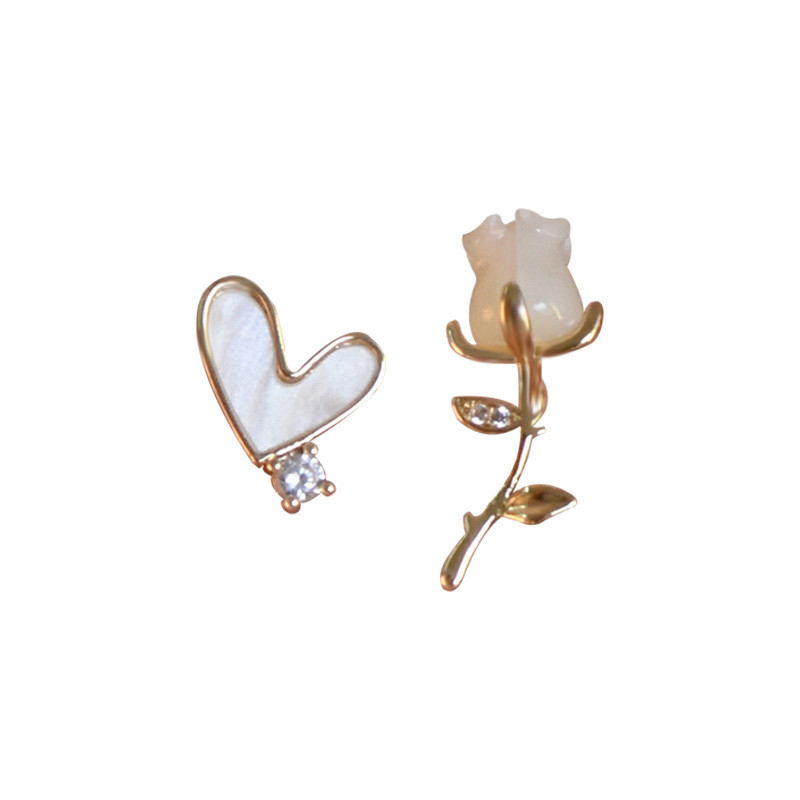 Korean Retro Asymmetric Heart Rose Flower Stud Earrings For Women Elegant Temperament Imitation Pearl Earrings Fashion Jewelry