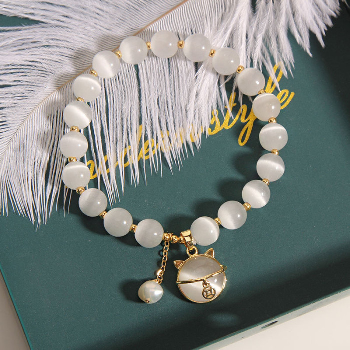 2022 New Design Sense Coin Cat Pendant Opals Beaded Charm Bracelet  Luxury Jewelry Exquisite Accessories