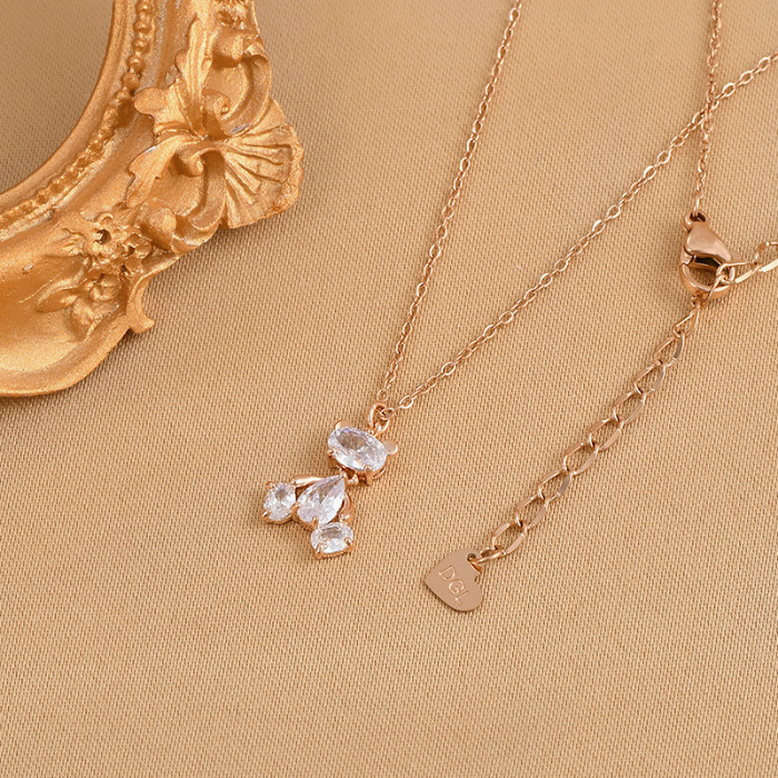 Korean Teddy Bear Pendant Necklace Simple Zircon Bear Necklace Temperament Women Christmas Charm Gifts Jewelry Accessories