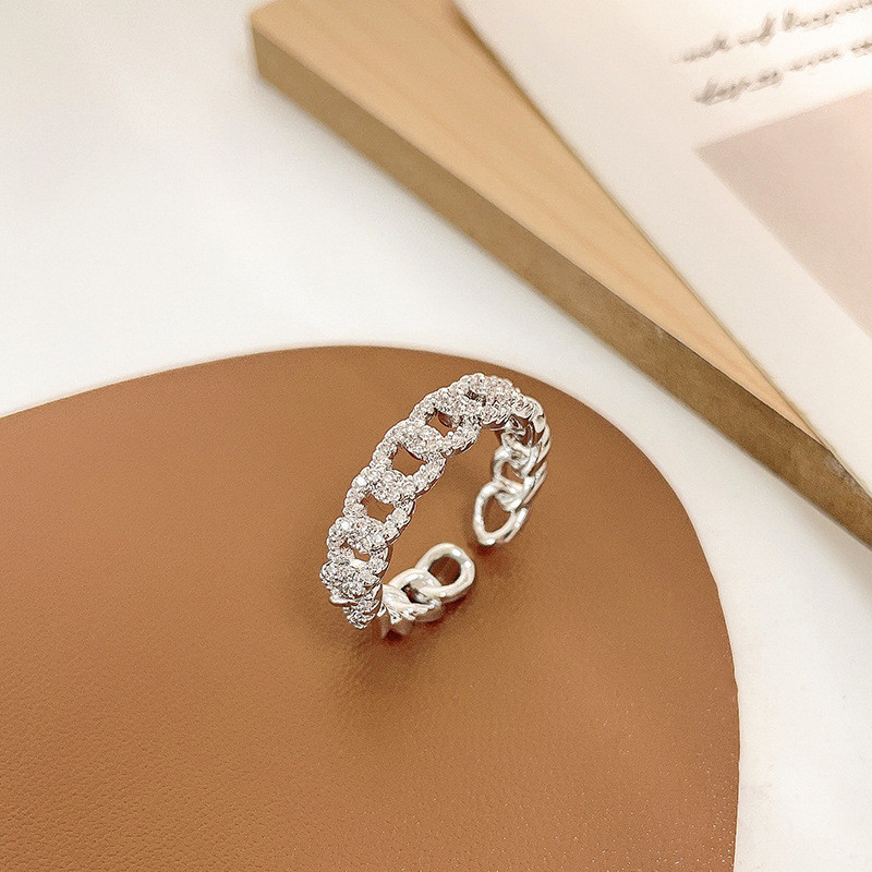 Classic Geometric Twist Wrapped Zircon Open Ring Fashion Women Jewelry Simple Elegant Student Wedding Party Ring