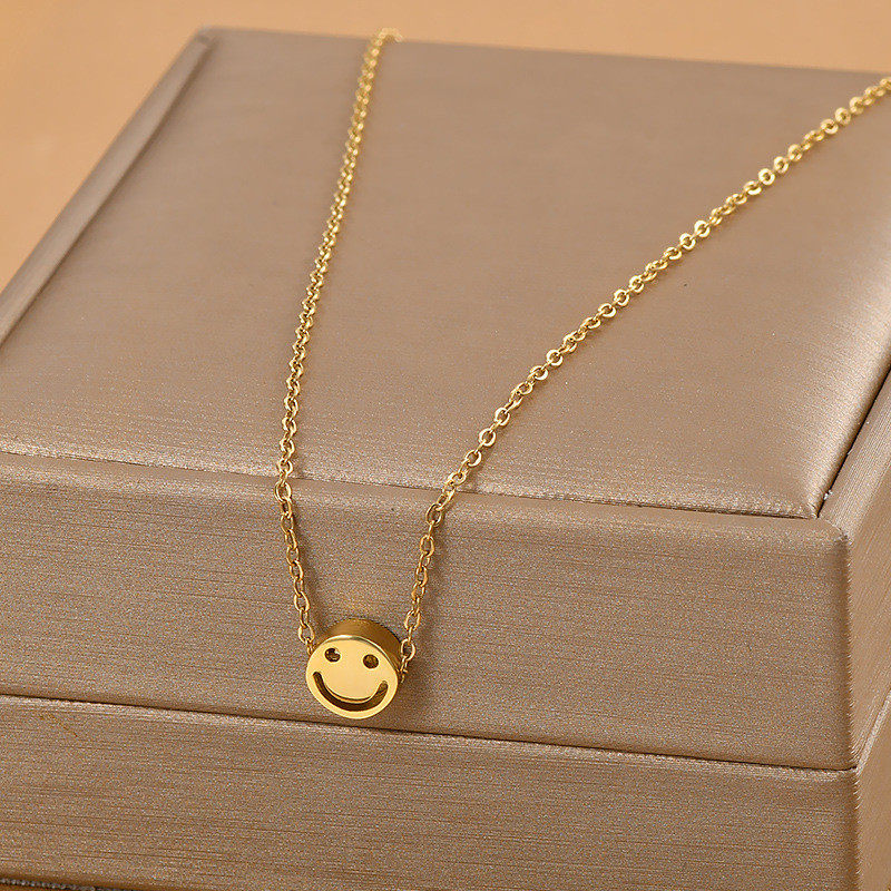 Smiley Face Chain Smile Thick Pendant Necklace for Women Men Girl Neck Chain Gothic Couple Streetwear