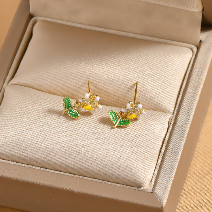 Enamel Daisy Flower Ear Stud Cute Jewelry for Children Girls Gifts New Design Ear Accessories