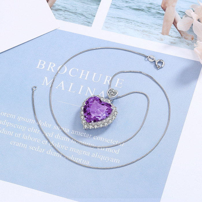 Short Clavicle Chain Necklace Female Heart-Shaped Zircon Amethyst Love Pendant Necklace for Women