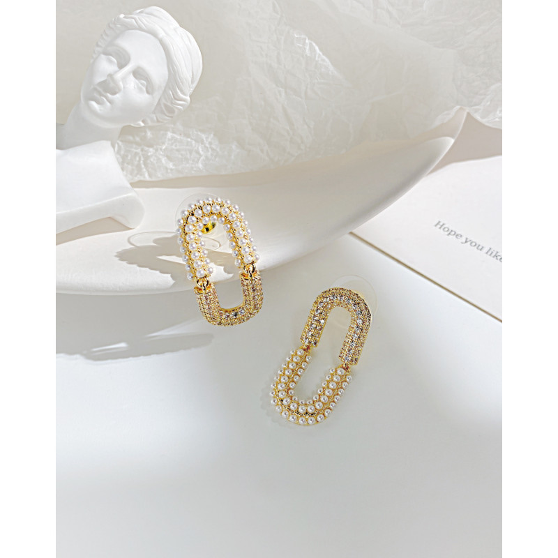 Ornament Fashion S925 Silver Ear Studs Earrings Simple Artistic Style Pearl Clip Earrings for Women