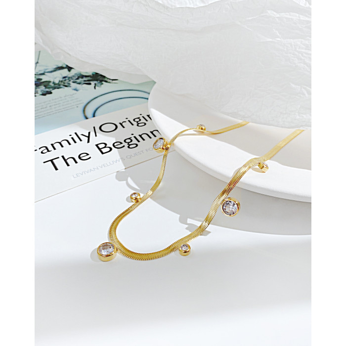 Ornament Hot Sale Simple Design Inlaid Zircon Stainless Steel Clavicle Chain Female