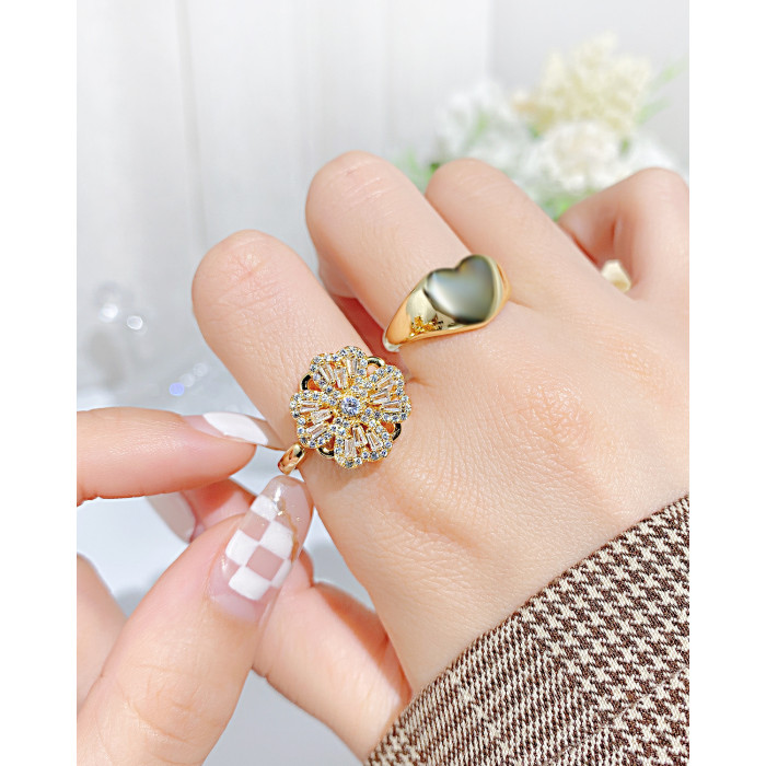 Ornament Special-Interest Design Rotating Inlaid Zircon Four-Leaf Clover Ring Luxury Advanced Index Finger Openings Ring