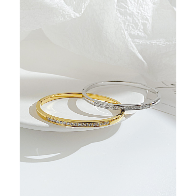 Ornament Ins Simple Rhinestone Buckle Bracelet Female Special-Interest Design Stainless Steel Bracelet Wholesale