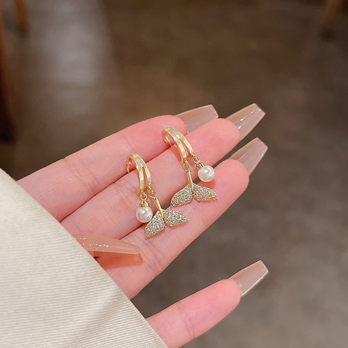 Korean Retro Rhinestone Pearl Fishtail Personality Simple Trendy Elegant Earrings
