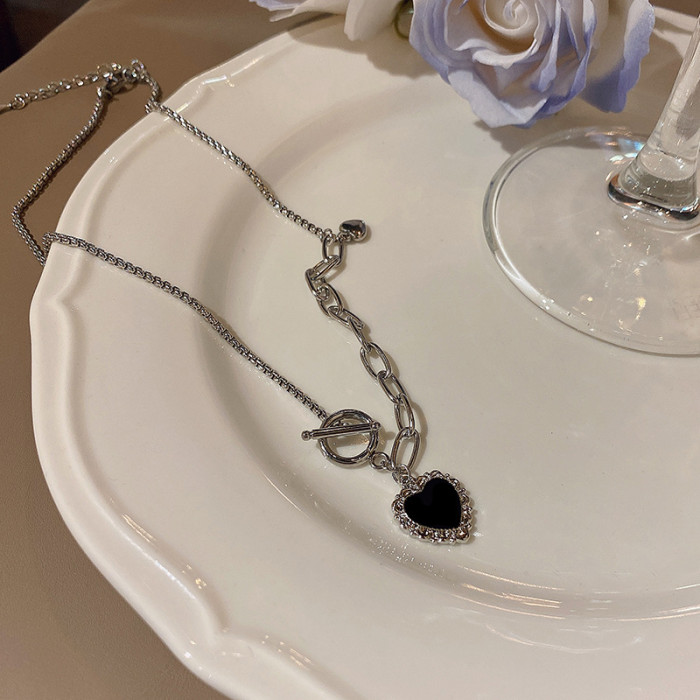 Wholesale Black Heart Pendant Necklace Punk Silver Color Asymmetric Chain Choker For Women Vintage Neck Jewelry