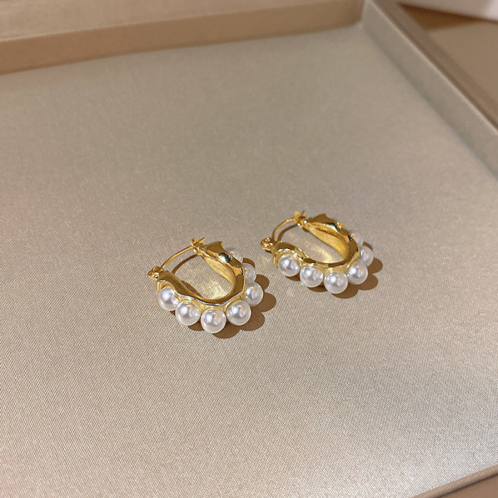 Wholesale Elegant Vintage Pearl Women Small Circle Pearl Hoop Earrings Fashion Korean Jewelry Female