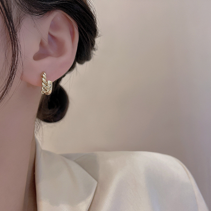 Irregular Spiral Twist Hoop Earrings for Women Punk Party Trendy Gold Color Silver Color Jewelry