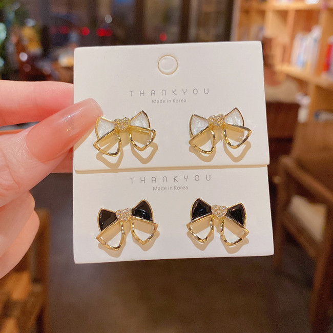 Luxury Romantic Jewelry Enamel Pearl Bow Bowknot Metal Butterfly Stud Earrings Party Accessories Gifts for Women Korean Style