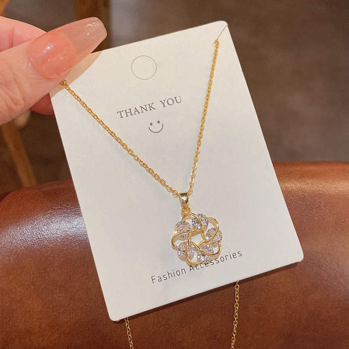 Vintage Hollow Flower Zircon Crystal Pendant No Fade Stainless Steel Clavicle Chain Necklaces for Women Korean Party Jewelry