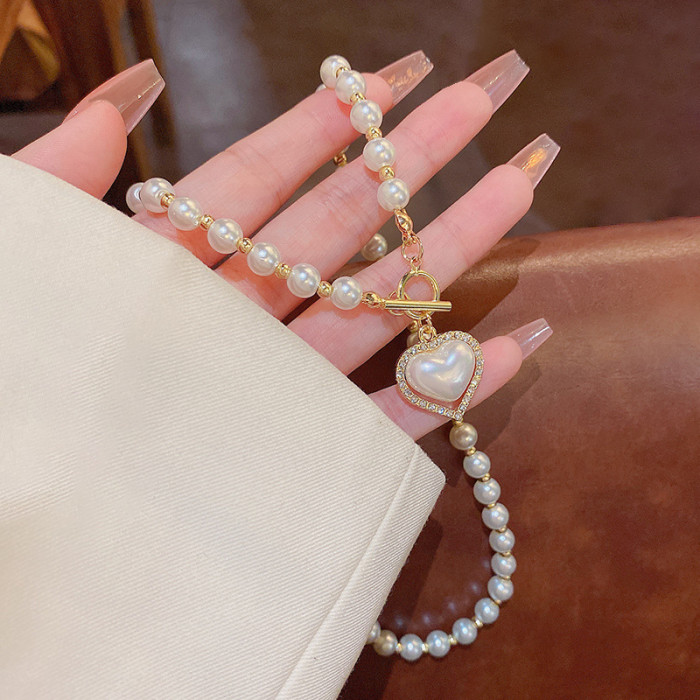 Elegant Big White Imitation Pearl Bead Necklace for Women Crystal Heart Shell Pendant Sweet Wedding Party Jewelry
