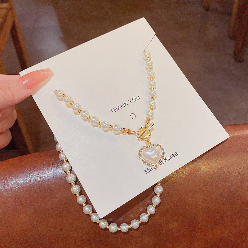 Elegant Big White Imitation Pearl Bead Necklace for Women Crystal Heart Shell Pendant Sweet Wedding Party Jewelry