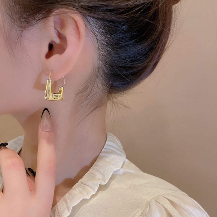 Fashion Simple Women Jewelry Multi Piercing Cute Lovely Small Lock Shaped Earring Promotion