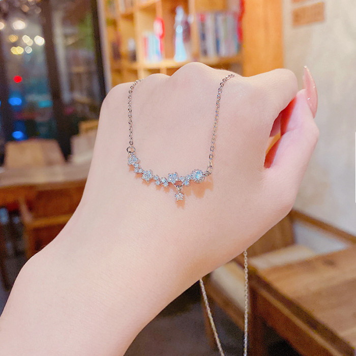 Charm Chain Necklace for Women Trendy Simple Stars Zircon Inlaid Pendant Chain Party Jewelry Gift