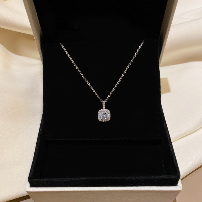 Gorgeous Female Gift Square Zircon Pendant Necklace Wedding Jewelry