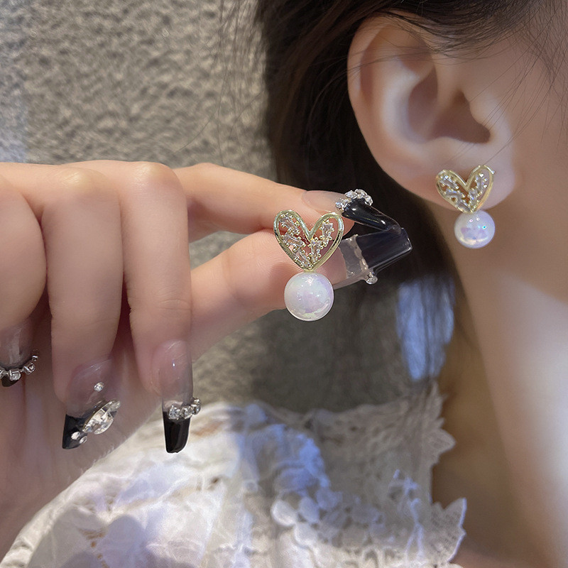 2022 New Crystal Zircon Love Heart Earrings for Women Elegant Imitation Pearl Bow Dangle Bridal Wedding Luxury Jewelry