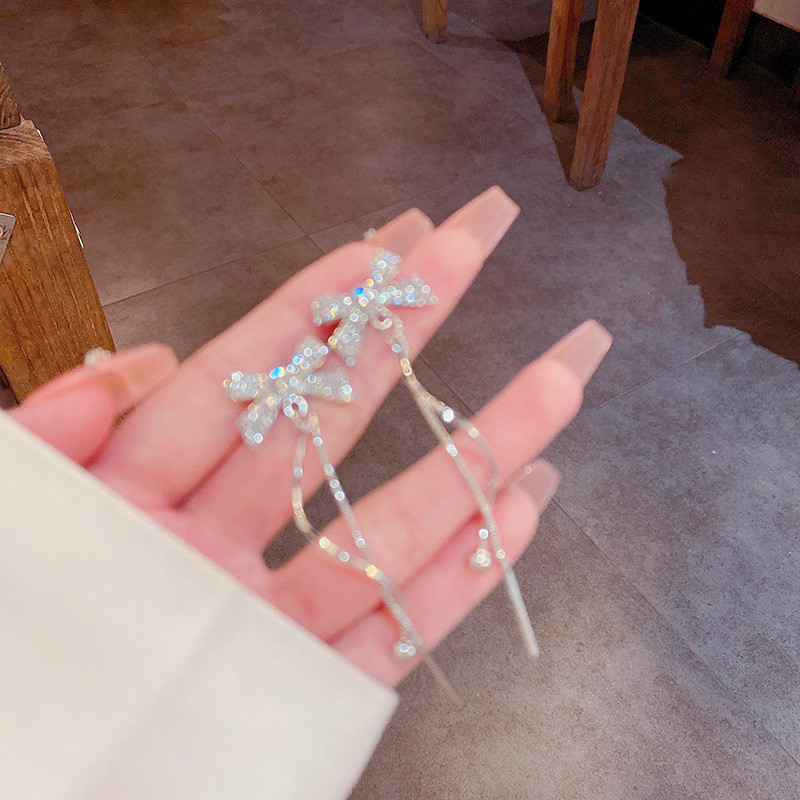 Sparkling Zircon Bow Tassel Earrings Women Fashion Versatile Shiny Long Pearl Women Engagement Anniversary