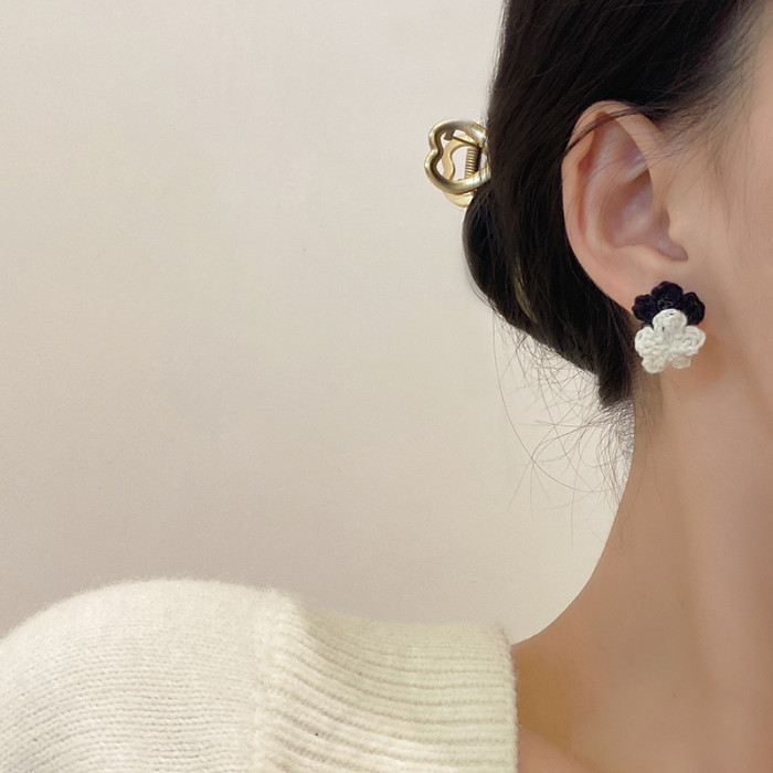 Lovely Woolen Flower Stud Earrings Daisy Fashion Jewelry for Women Free Shipping
