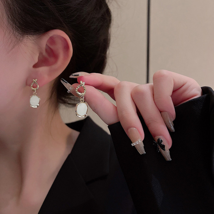 Korean Fashion Shell Acetate Geometric Irregular Enamel Stud Earrings for Women Trendy Jewelry Unusual