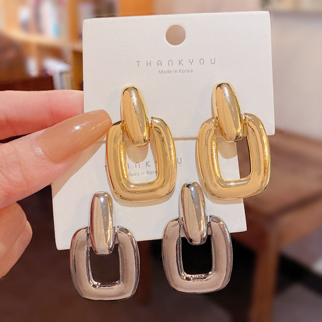 New Fashion Dangle for Women Metal Drop Earrings Hollow Square Pendants for Girls European Ear Accessories