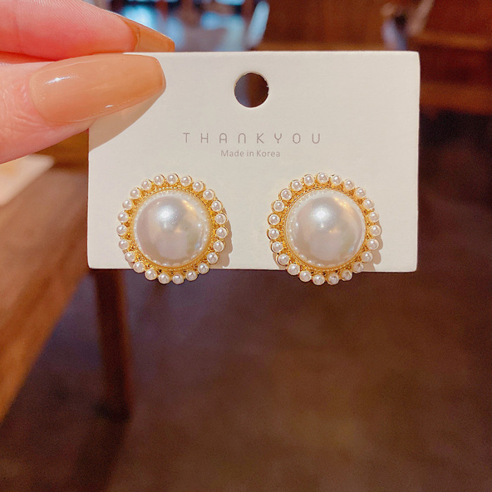 Trendy Style Imitation Pearl Design Stud Earrings for Women Exquisite Daily Wearable Jewelry Elegant Wedding Accessories