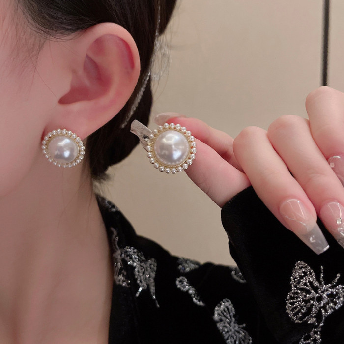 Trendy Style Imitation Pearl Design Stud Earrings for Women Exquisite Daily Wearable Jewelry Elegant Wedding Accessories