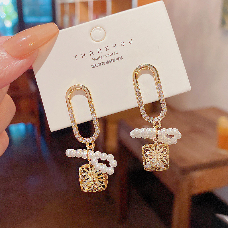Korean Elegant Bow Imitation Pearl Earring Rhinestone Shiny for Women Fashion Jewelry Bride Party Wedding Friends Gifts