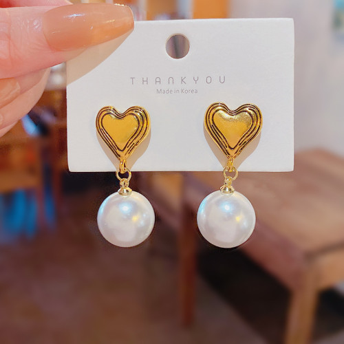 Single Pearl Metallic Heart Earrings For Women 2022 New Fashion Jewelry Pendientes Wholesale