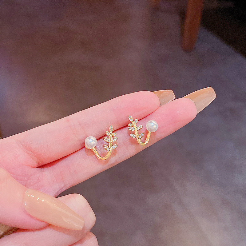 Fashion Hot Sale Vintage Tiny Leaf Pearl Stud Earrings For Women Korean Elegant Rose Zircon Temperament Joker Jewelry