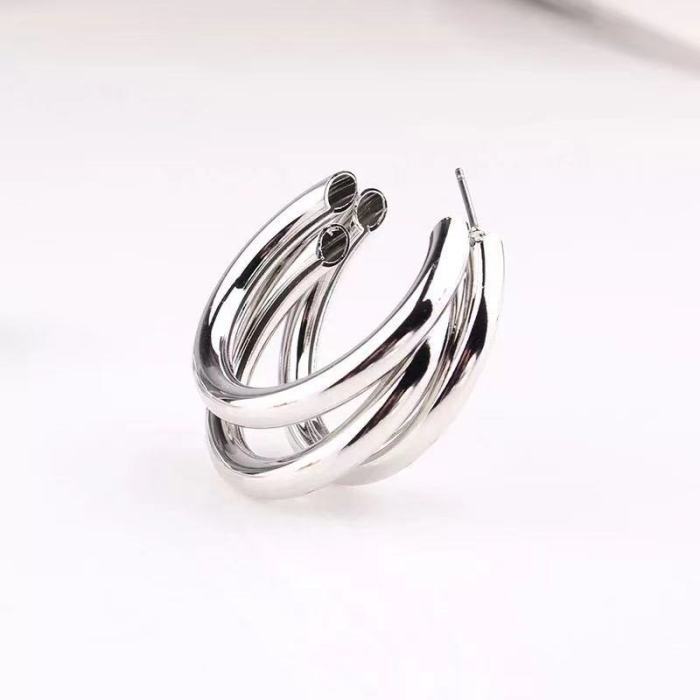 Titanium Steel Simple Multi Layer C Type Hoop Earrings Golden Stainless Steel Ear Clip Earrings for Women