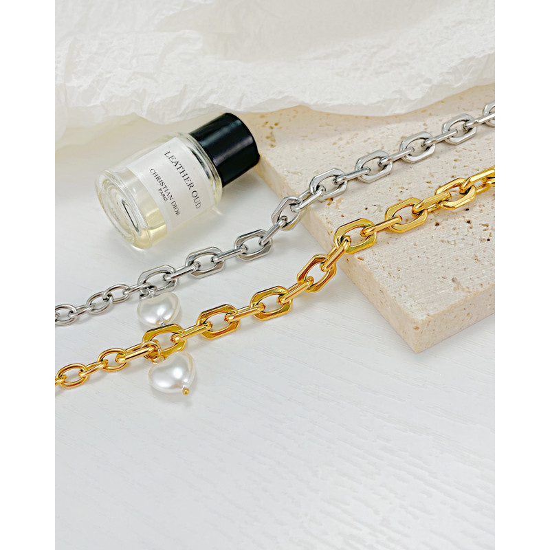 Vintage Court Baroque Elegant Atmosphere Large Pearl Pendant Metal Thick Chain Bracelet for Women Designer Jewelry 1323