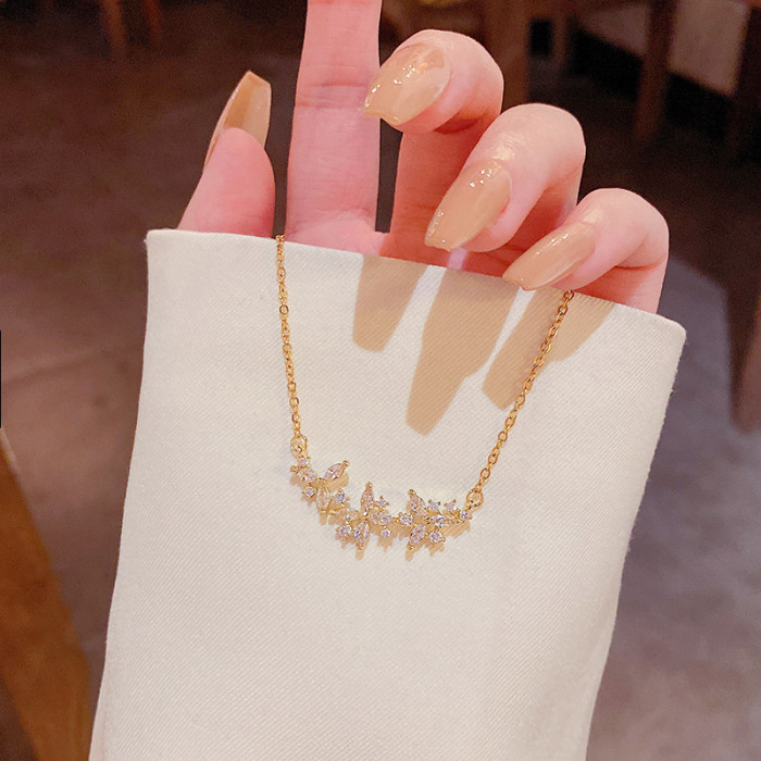 Gold Plated Gold Korean Sweet Three Flower Zircon Pendant Necklace for Women Temperament Jewelry