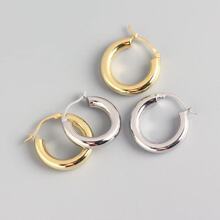 Wholesale Retro Stainless Steel Hollow Earrings Simple Smooth Glossy Titanium Steel Earrings Luxury Hoop Earrings