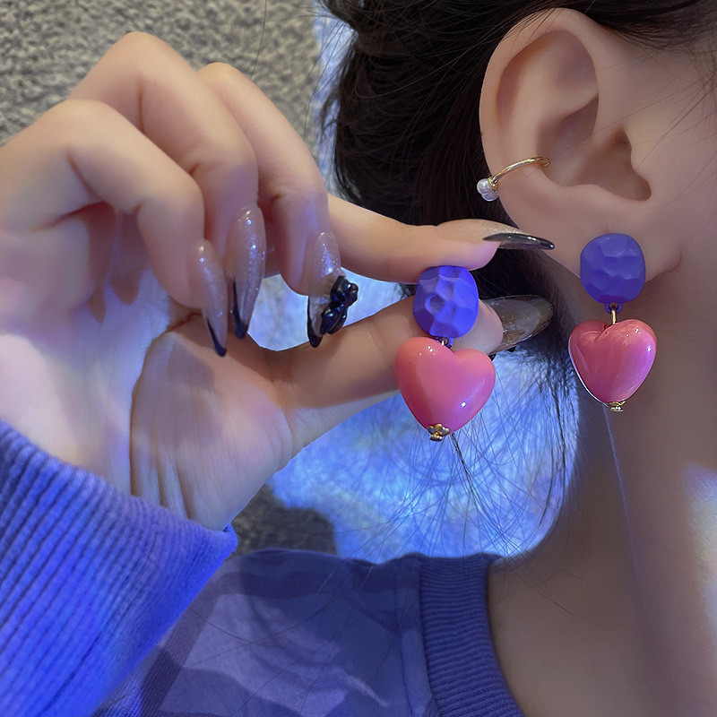 Trend Elegant Delicate Romantic Heart Pearl Pendant Enamel Earrings Ladies Senior Jewelry Wedding Party Gift Wholesale