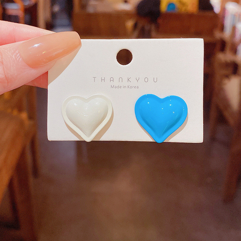 Korean Style Enamel Heart Stud Earrings for Women Sweet Lovely Simple Irregular White Glaze Earring Wedding Jewelry Pendientes