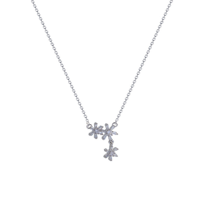 New AAA Zircon Snowflake Pendant Necklaces For Women Gift Choker Jewelry