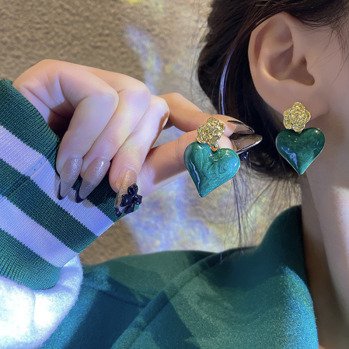 Green Color Big Heart Stud Earrings for Women Girl Korean Love Drop Glaze Aesthetic Daily Life Minimalist Jewelry Piercing Ear