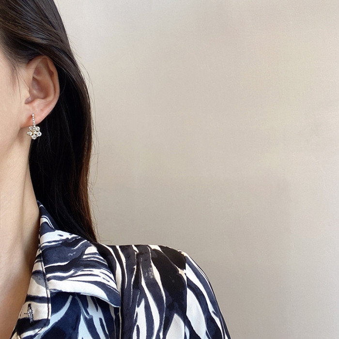 Women Fine Flower Huggie Earring 2022 Trending Original Dangle Designer Jewelry