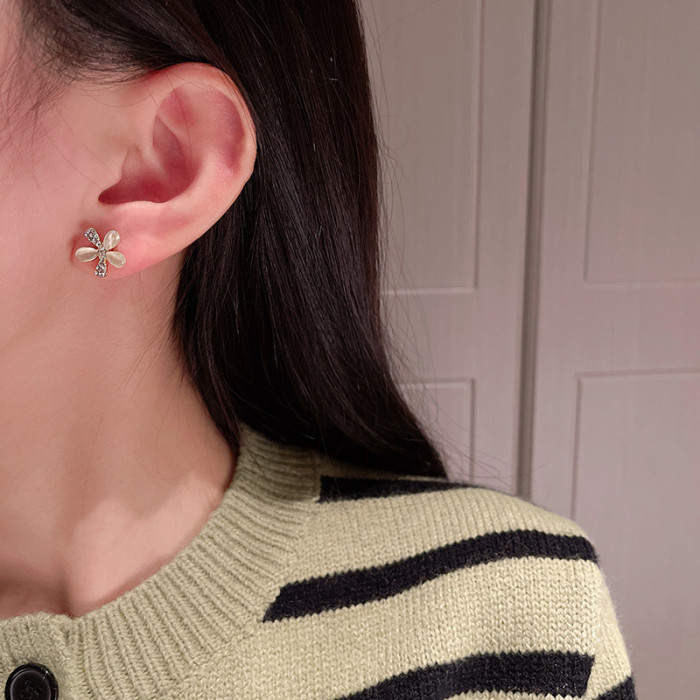Exquisite Opal Flower Leave Stud Earrings for Women Rhinestone Girls Trend Party Ear Stud Jewelry