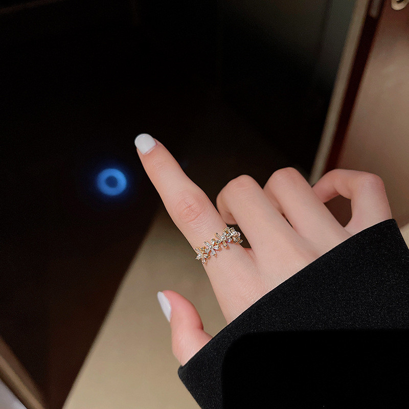 Korean New Design Fashion Jewelry Exquisite Copper Inlaid Zircon Flower Opening Simple Female Index Finger Ring