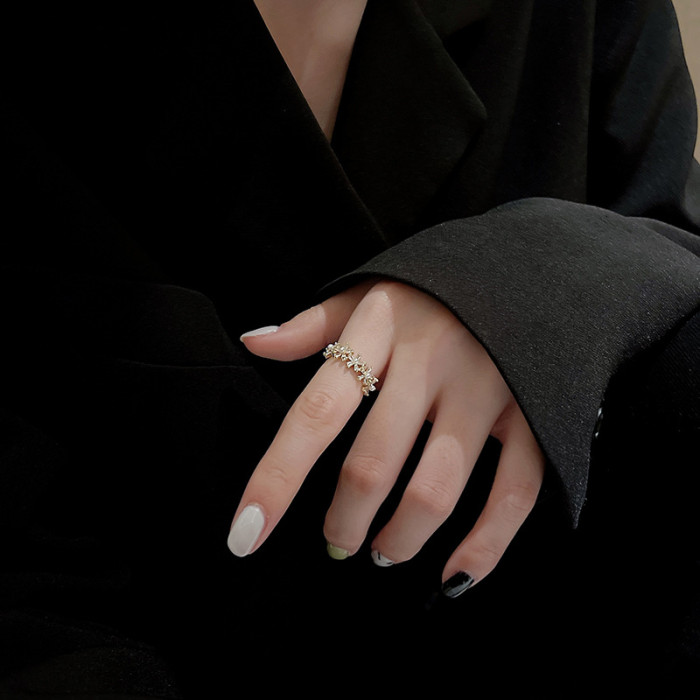 Korean New Design Fashion Jewelry Exquisite Copper Inlaid Zircon Flower Opening Simple Female Index Finger Ring