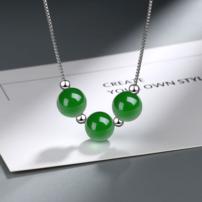 Three Jade Beads Chain Women Necklaces For Protection Bring Luck And Prosperity Designed Hetian Jade Girl And Mother Necklace
