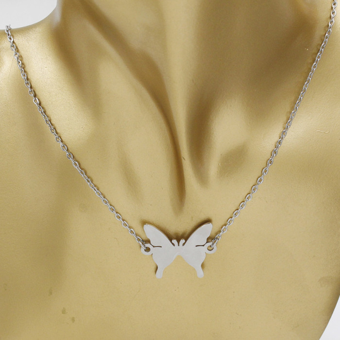 Stainless Steel Butterfly Pendant Necklace Exquisite Lady Temperament Clavicle Chain