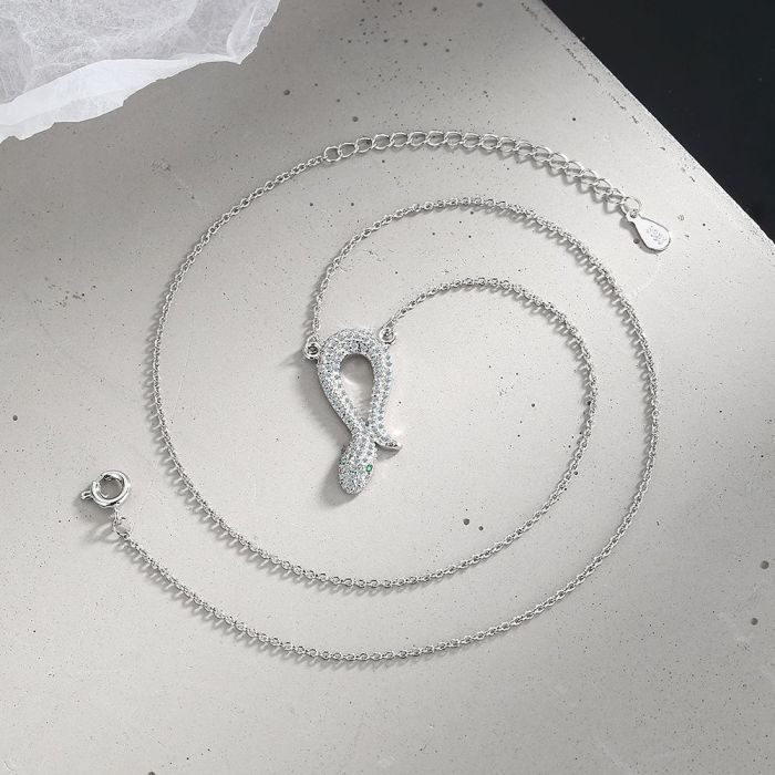 Full Zirconium Diamond Snake Necklace Ins Short Clavicle Chain Simple Year of Snake Pendant Female Necklace for Women  587